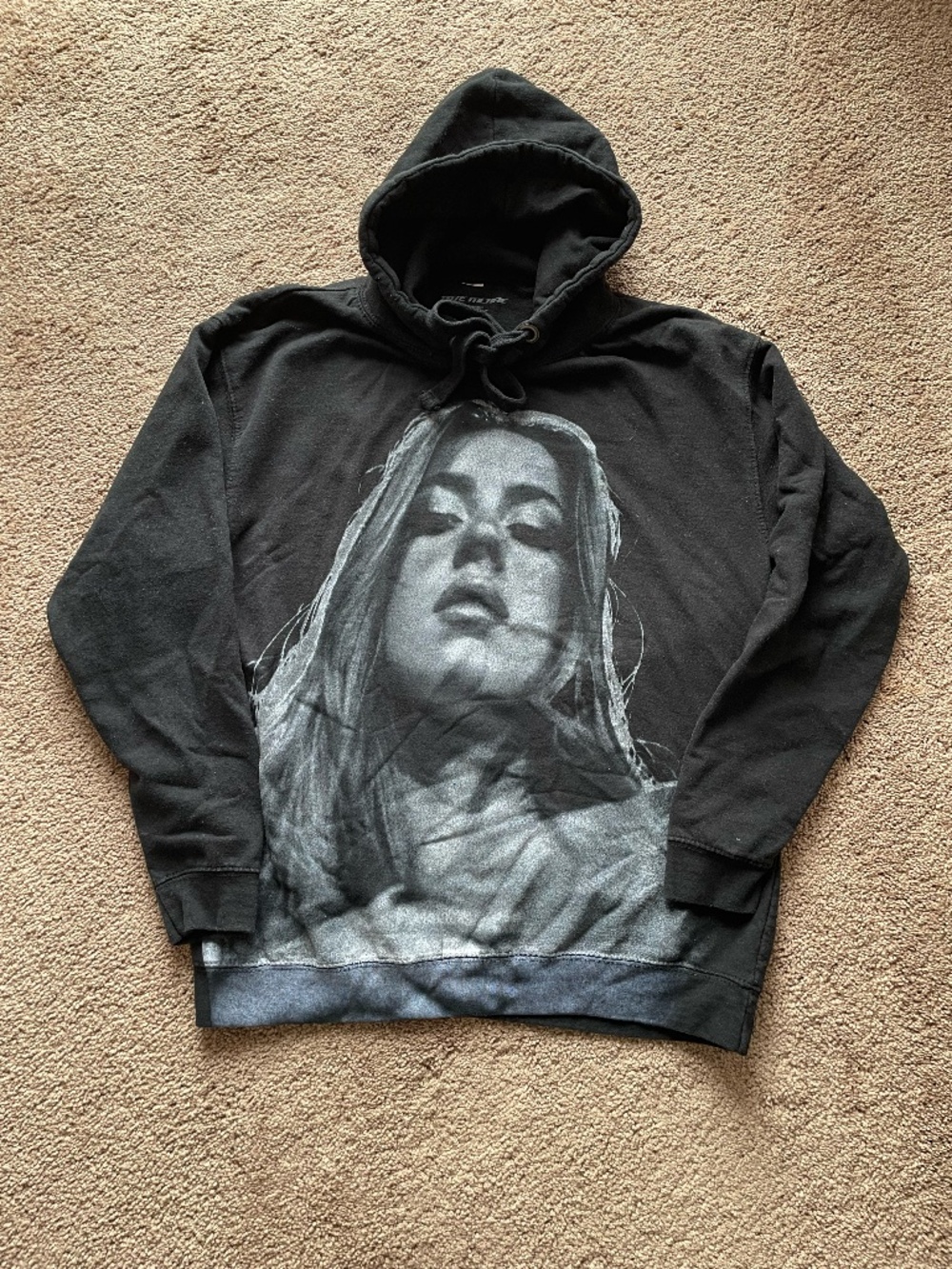 Tate McRae Miss Possessive World Tour Merch Unisex S Hoodie
